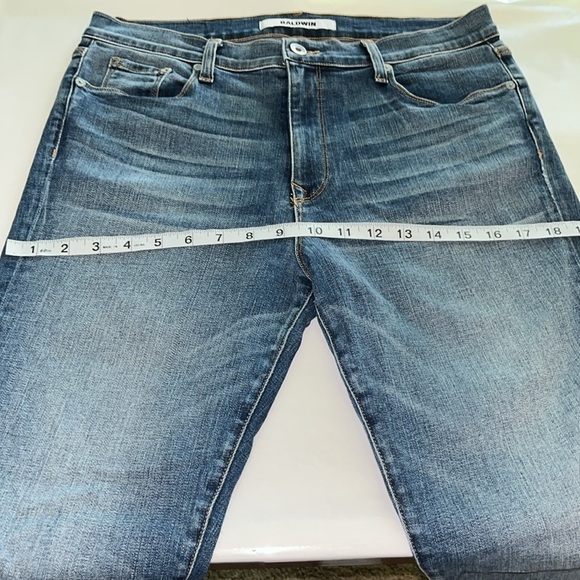 Baldwin Denim The Andi Boyfriend Size 30 - Picture 5 of 16